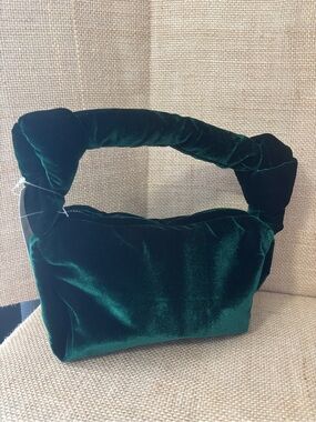 J. Crew Green Velvet Top Handle Bag Gild Hardware NWT Style CF402
